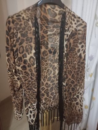 Quimono de leopardo