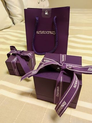 Lote 2 cajas y 2 bolsas Aristocrazy
