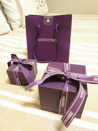 Lote 2 cajas y 2 bolsas Aristocrazy