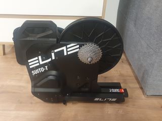 Rodillo elite suito-T interactivo con casette