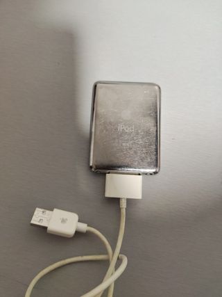 Ipod nano 4GB con cable bajada precio