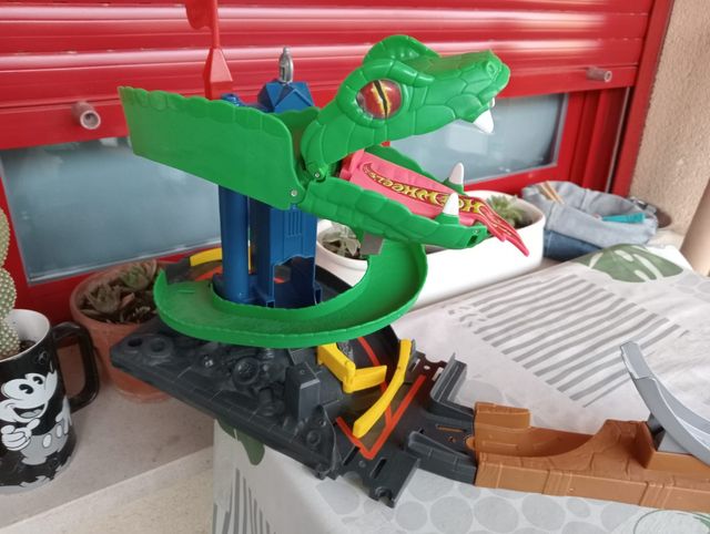 Serpiente Hot Wheels
