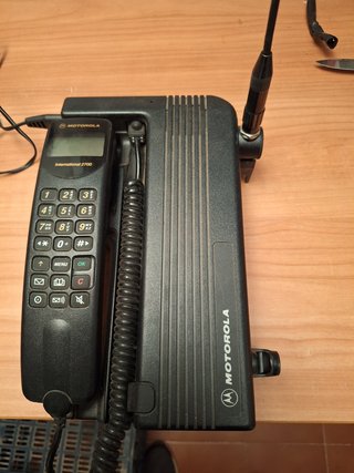 motorola international 2700