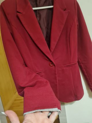 Blazer talla M de la marca Mademin Italia