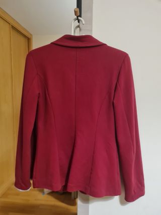 Blazer talla M de la marca Mademin Italia