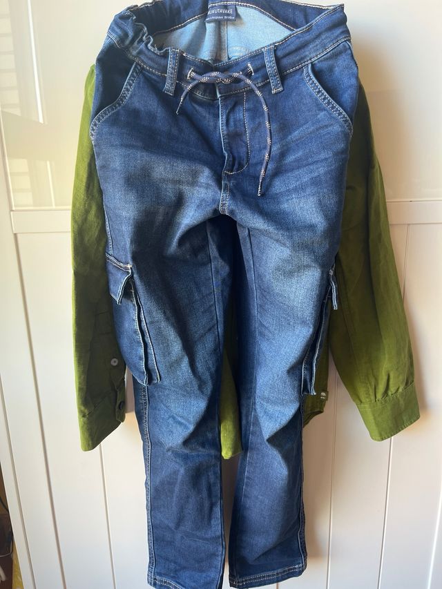 Camisa Boboli niño y vaqueros