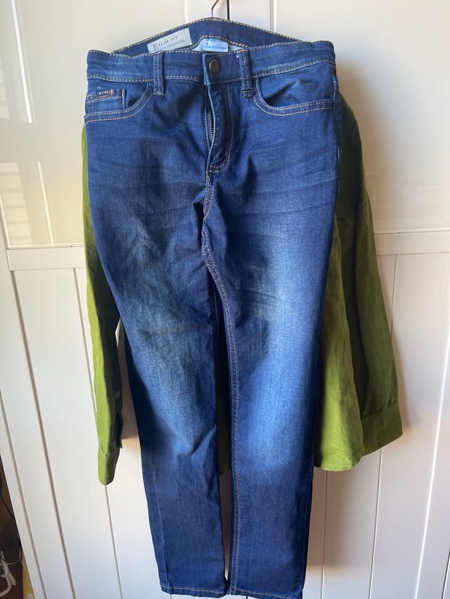 Camisa Boboli niño y vaqueros