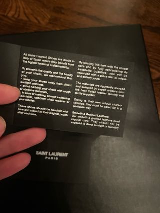 Zapatos de salon negros de yves saint laurent