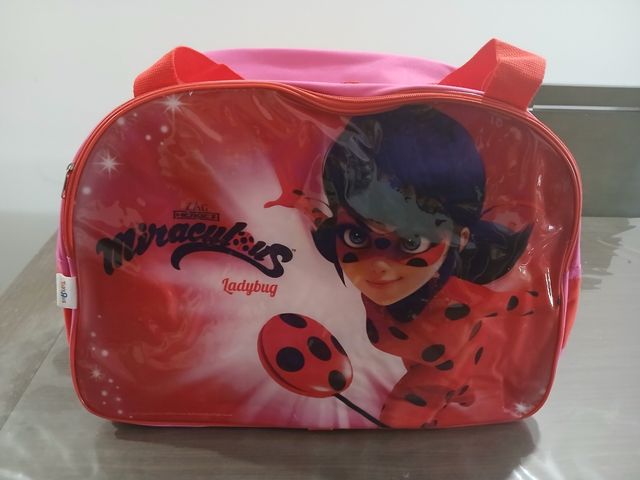 Lote más 180 zomblings  más regalo