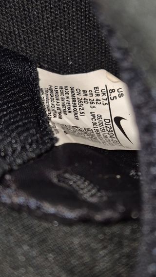 Botas de futbol Nike talla 42