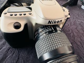 NIKON F50 (+ obj. SIGMA 100-300)