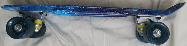 Monopatín Ruedas Leds Colores