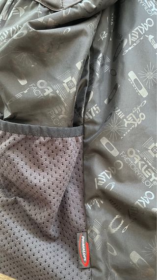 Chaqueta Oakley Primaloft talla S