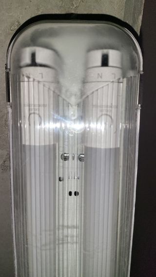 Pantalla doble Led estanco