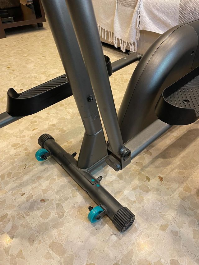 Bicicleta elíptica DOMYOS EL120-Rueda inercia 6Kg