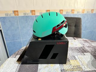 Casco Livall Patinete
