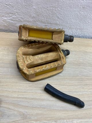 Pedales clasicas y otras