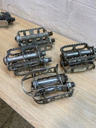 Pedales clasicas y otras