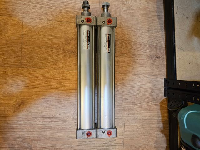 Cilindro/Pistón neumático 63 x 320 nuevo