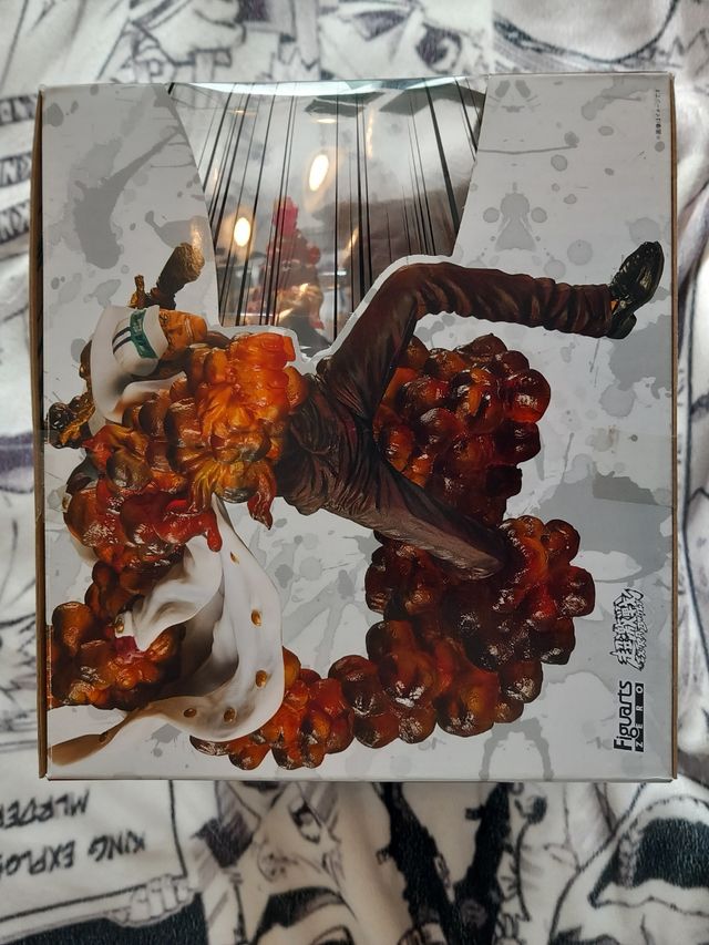 Action figure Akainu