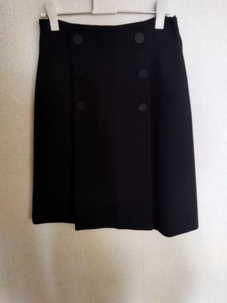 Falda Midi. Adolfo Domínguez. Talla 38 