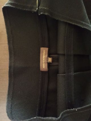 Falda Midi. Adolfo Domínguez. Talla 38