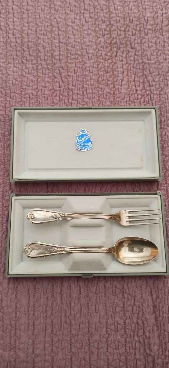 Cubiertos plata de ley