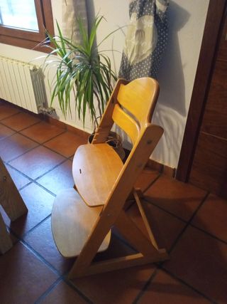 Silla evolutiva madera