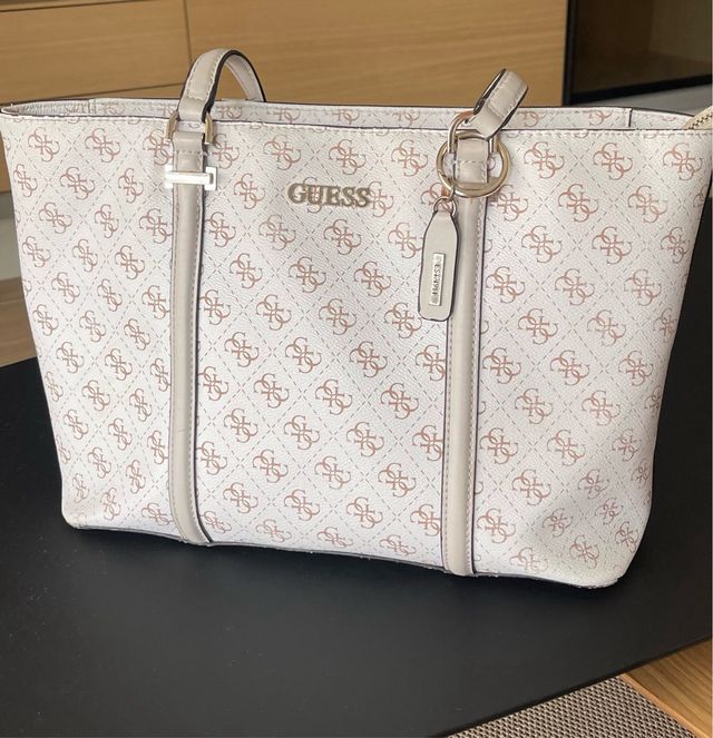 Bolso Guess blanco