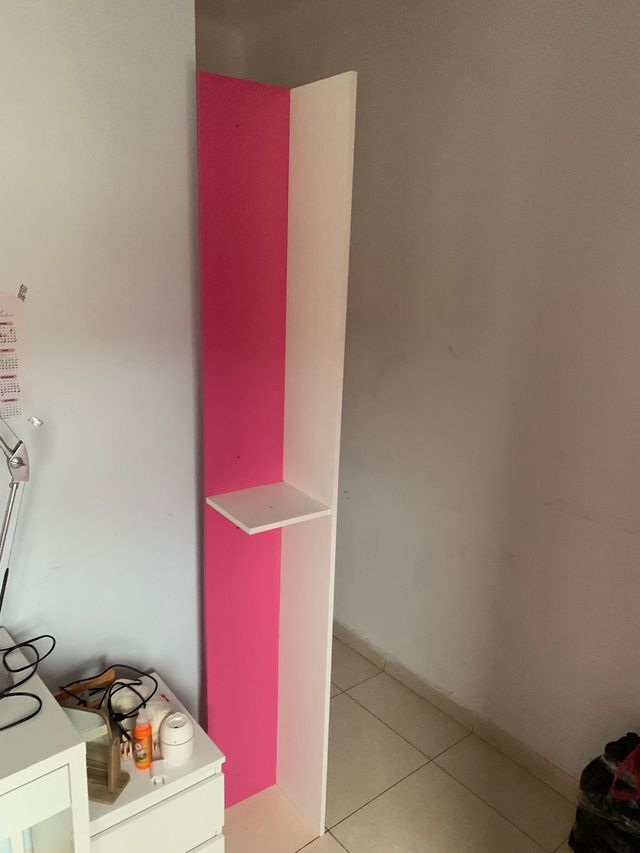 Set infantil con cama,estanteria y harmario