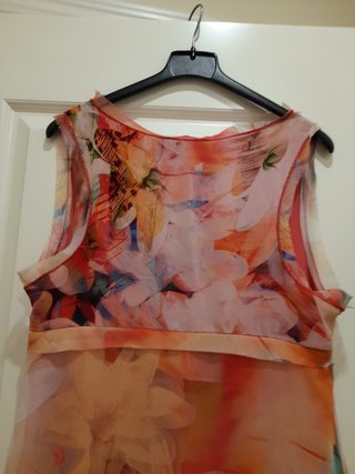 VESTIDO DE FIESTA SIN MANGAS