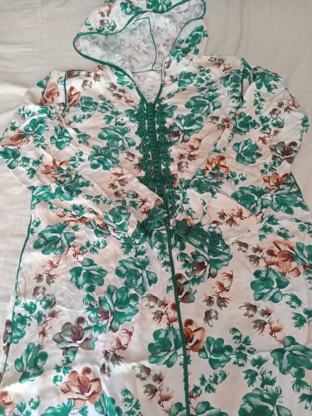 Chilaba de niña talla 12