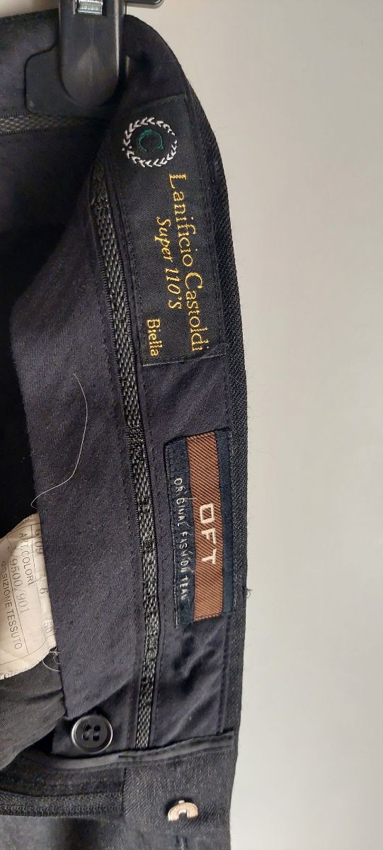 Pantaloni pregiati uomo