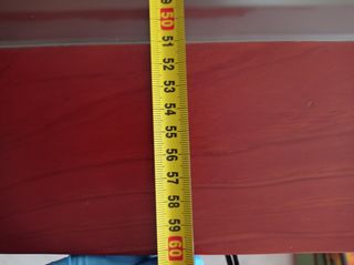Mesa auxiliar,color caoba.