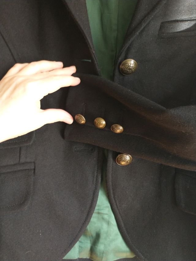 Chaqueta negra,  Bimba y Lola, T. L