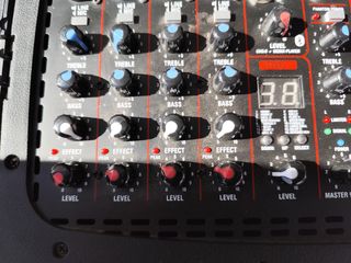 Amplificador y mescladora