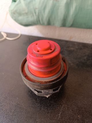 Tapa combustible Volvo XC90 