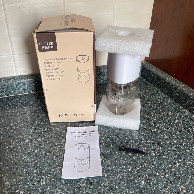 Molino de cafe electrico recargable