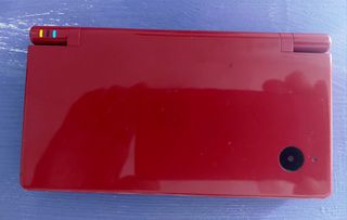 Nintendo DSi Roja