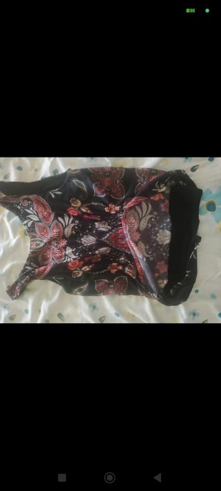 Camiseta desigual