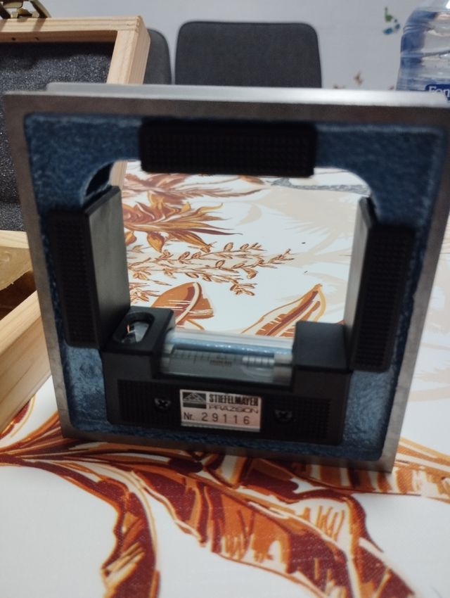 Nivel cuadrático 100 mm germany