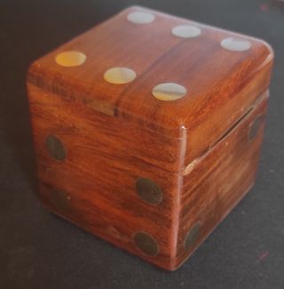 JUEGO DE DADOS DE MADERA