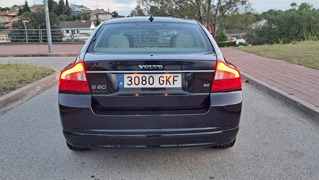 Volvo S80 3.2 238 CV PEGATINA C