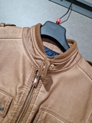 Cazadora polipiel tipo piloto