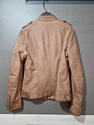 Cazadora polipiel tipo piloto