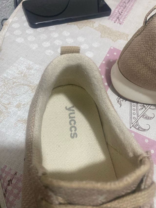 Zapatillas Yuccs