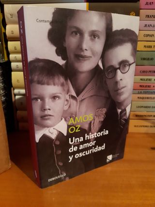 Una historia de amor y oscuridad