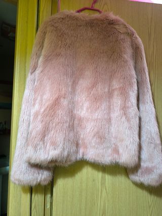 Chaquetón de piel sintetica 