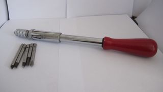 USAG avvitatore meccanico + inserti,