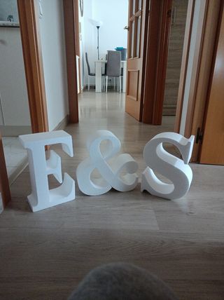 Iniciales para boda iluminadas